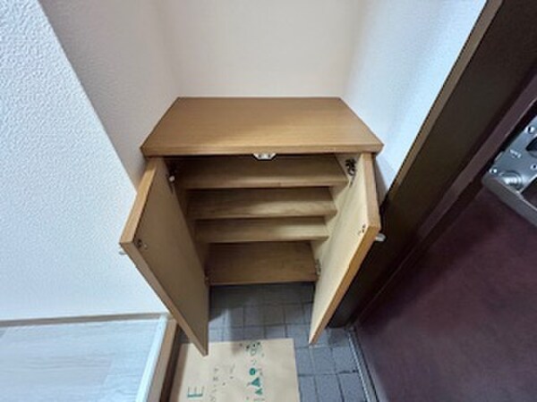 靴箱