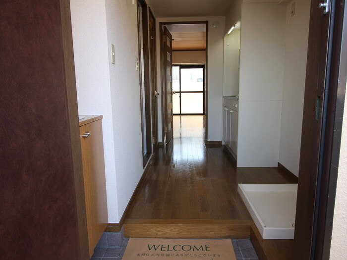 物件内観写真19　(廊下)