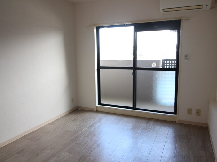 物件内観写真16　(居室)