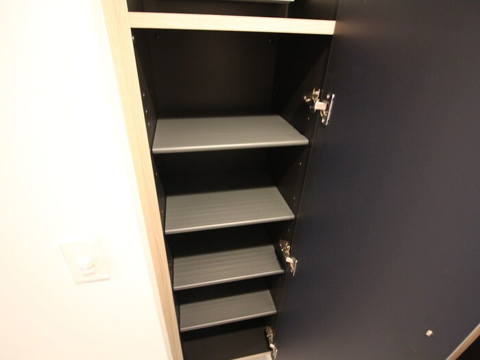 物件内観写真18　(靴箱)