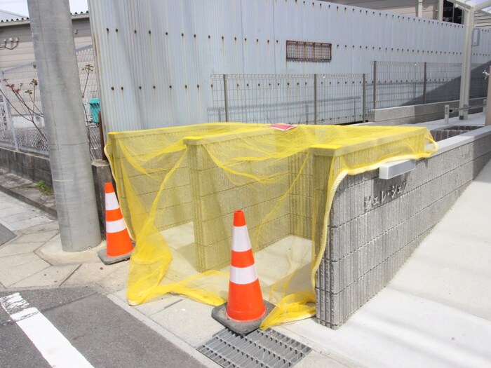 物件外観写真4　(建物設備)