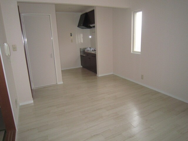 物件内観写真5　(居室)