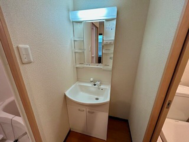 物件内観写真11　(洗面)