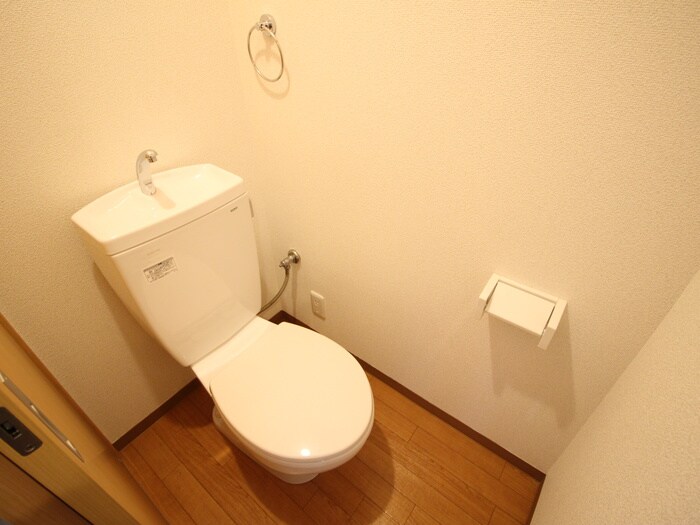 物件内観写真15　(トイレ)