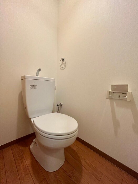 物件内観写真15　(トイレ)