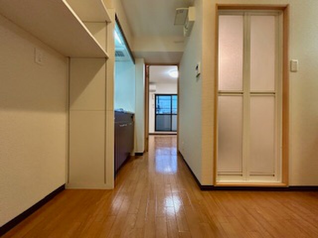 物件内観写真19　(廊下)