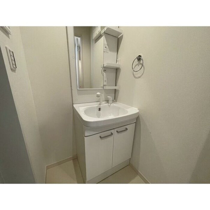 物件内観写真10　(洗面)