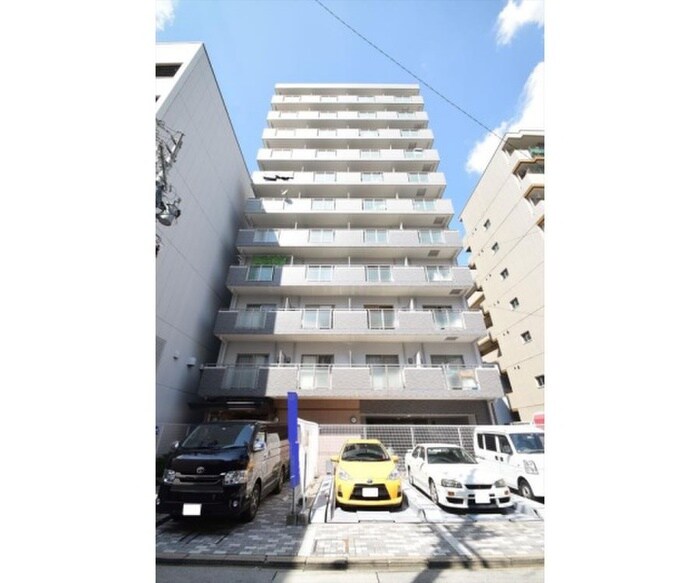 物件外観写真2　(駐車場)