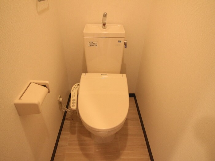 物件内観写真11　(トイレ)