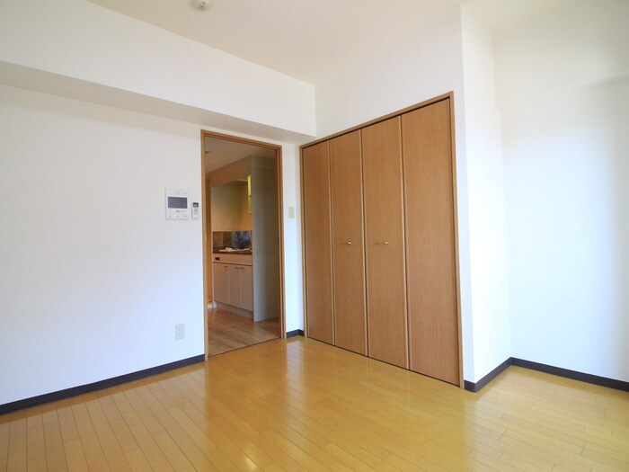 物件内観写真21　(居室)