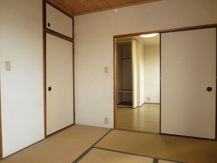 物件内観写真18　(居室)