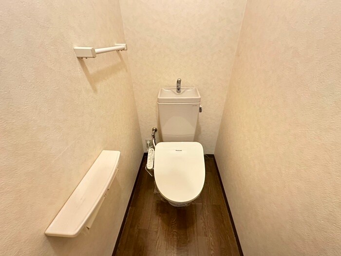 物件内観写真12　(トイレ)