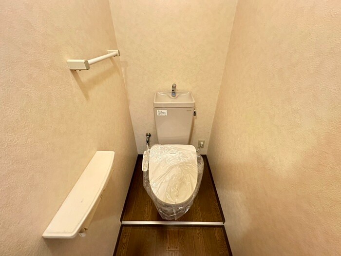 物件内観写真12　(トイレ)