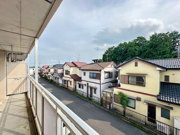 物件内観写真16　(室内からの展望)