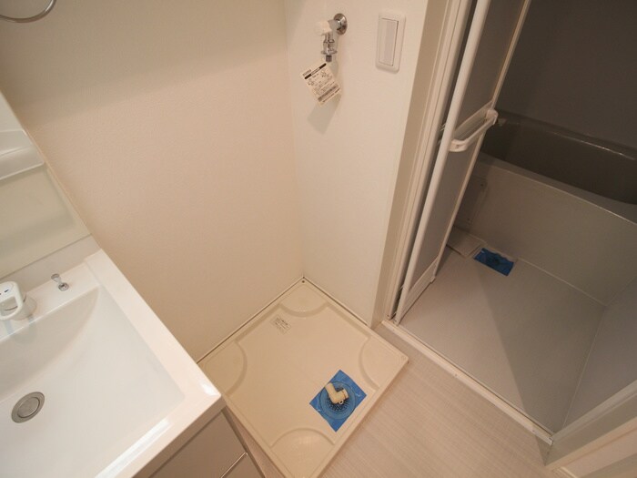 物件内観写真19　(洗濯機置場)