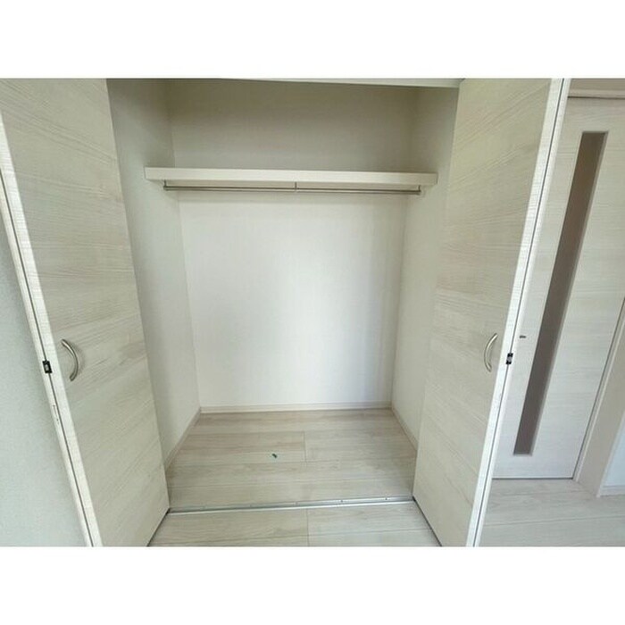 物件内観写真6　(収納)