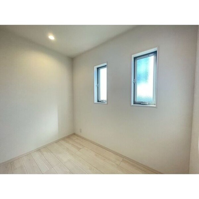 物件内観写真6　(居室)