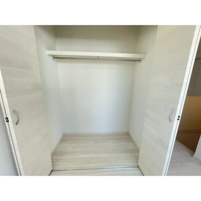 物件内観写真6　(収納)