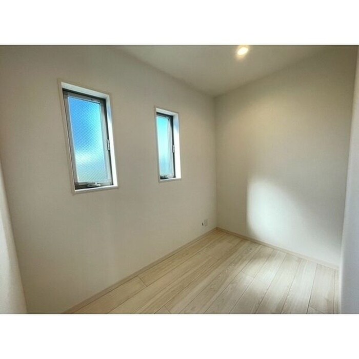 物件内観写真12　(居室)