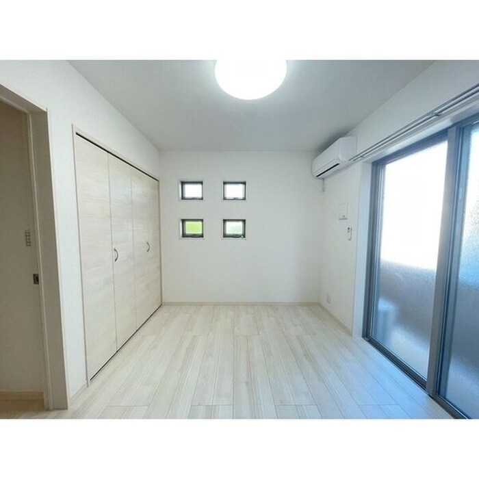 物件内観写真14　(居室)