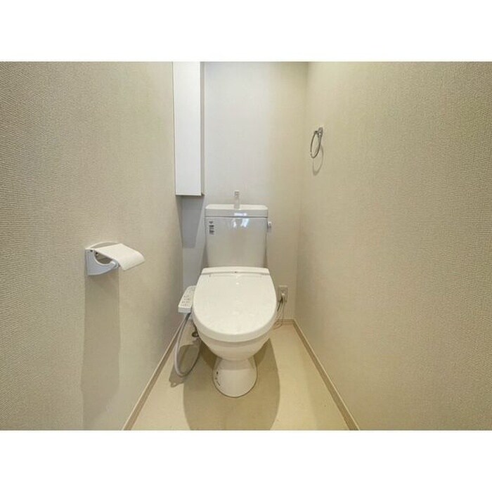 物件内観写真14　(トイレ)