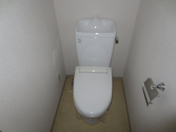 物件内観写真11　(トイレ)