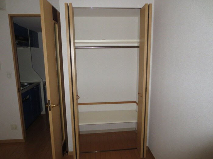 物件内観写真21　(収納)