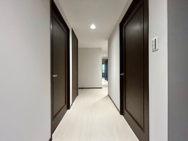 物件内観写真18　(廊下)