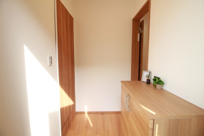 物件内観写真8　(廊下)