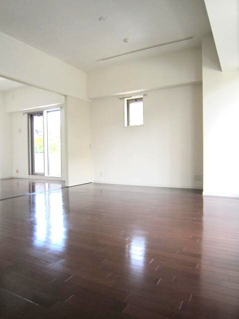 物件内観写真13　(居室)