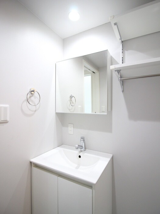 物件内観写真12　(洗面)