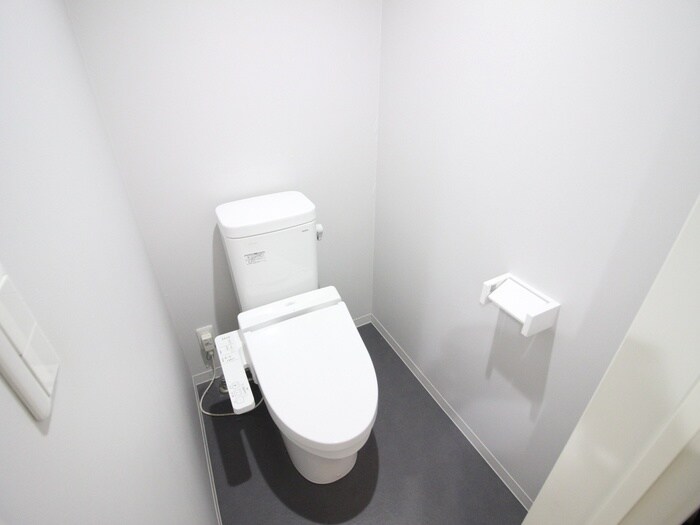 物件内観写真14　(トイレ)