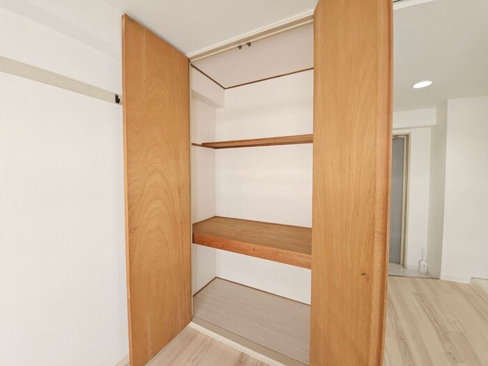 物件内観写真15　(収納)