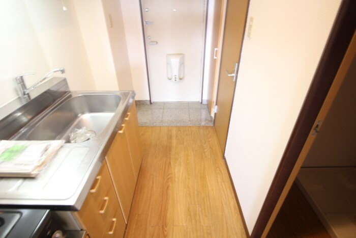 物件内観写真19　(廊下)