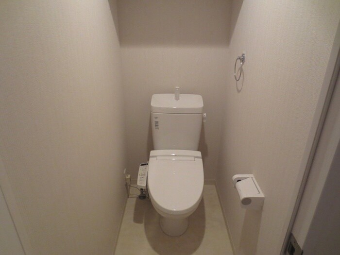 物件内観写真14　(トイレ)