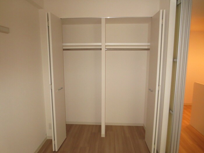 物件内観写真16　(収納)