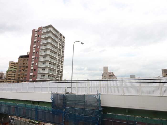 物件内観写真18　(室内からの展望)