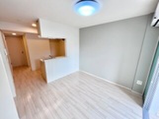 物件内観写真6　(居室)