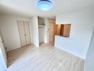 物件内観写真9　(居室)