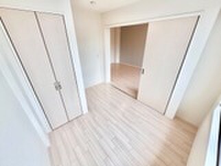 物件内観写真11　(居室)