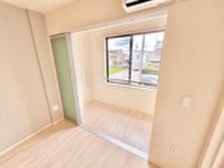 物件内観写真12　(廊下)