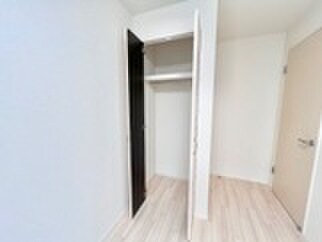 物件内観写真13　(収納)