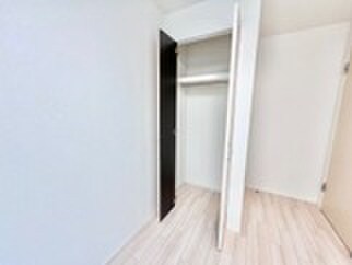 物件内観写真13　(収納)