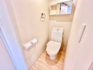 物件内観写真14　(トイレ)