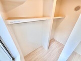 物件内観写真16　(収納)