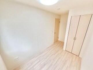 物件内観写真17　(居室)