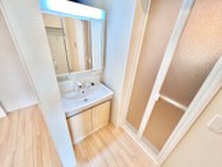 物件内観写真17　(洗面)