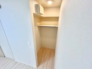 物件内観写真18　(収納)