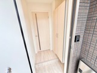 物件内観写真19　(玄関)