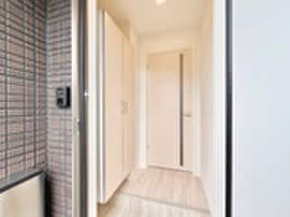 物件内観写真19　(玄関)